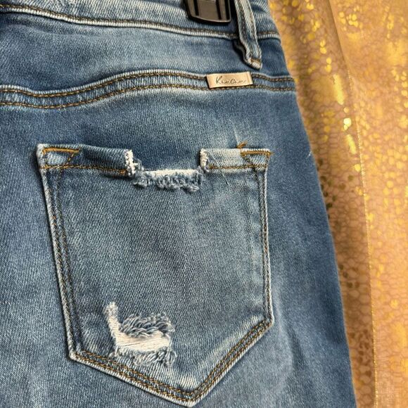 KanCan Women's Moss High Rise Button Fly Distressed Bermuda Shorts Small - Picture 5 of 12